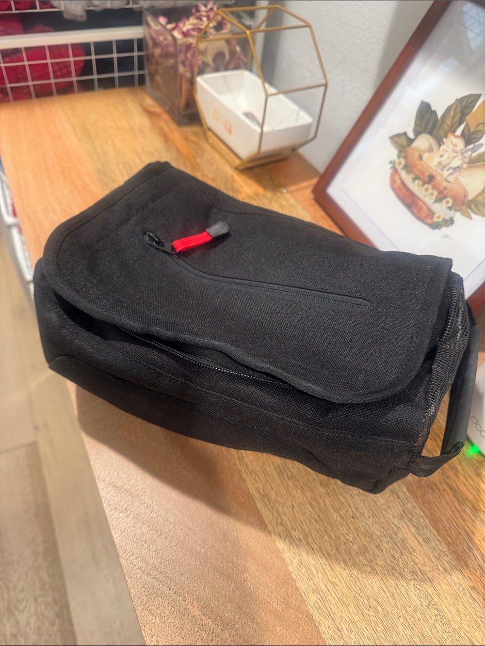 The Player Accessory Bag Pacific Rink Dopp Kit Hockey toiletry bag
